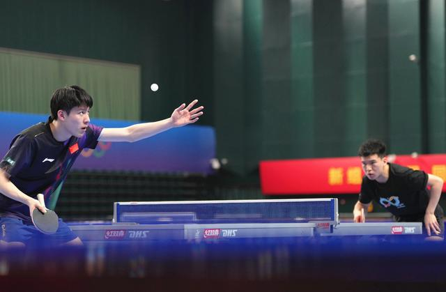 向鹏力克温瑞博锁定伦敦世乒赛席位 樊振东参赛