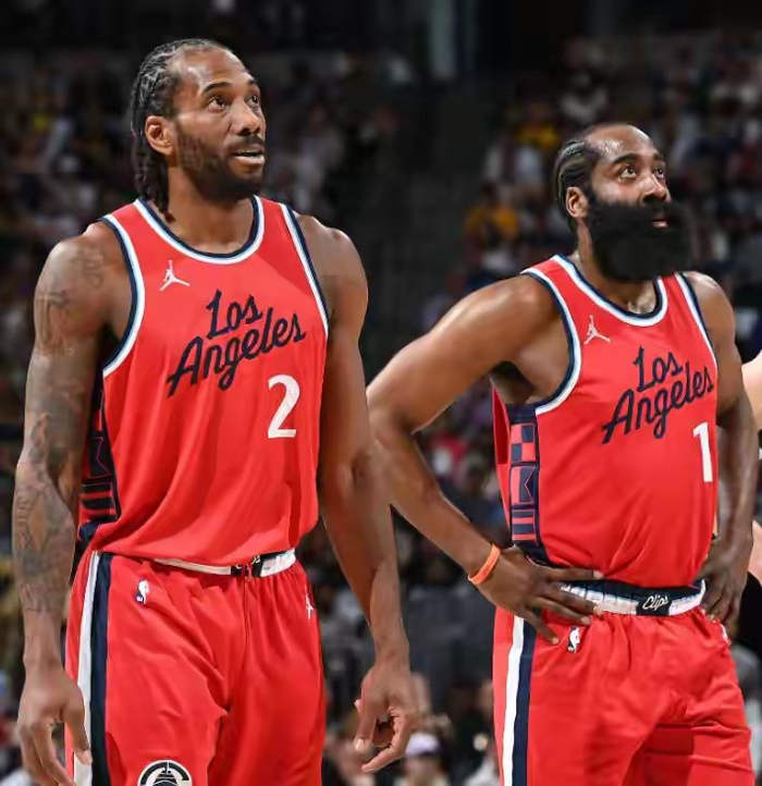 洛杉矶快船逆袭季后赛边缘：伦纳德爆发+交易补