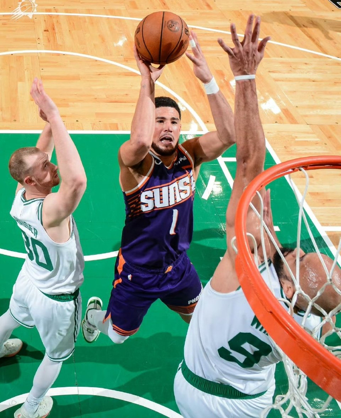 湖人险胜火箭终结六连胜 太阳两连败陷季后赛争