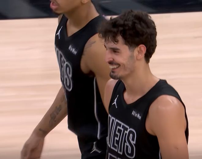 篮网故意输球遭质疑 球员奇葩操作引争议