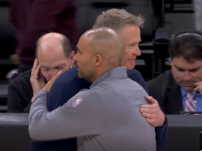 篮网故意输球遭质疑 球员奇葩操作引争议