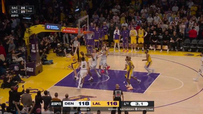 里夫斯加时赛32+6+7助湖人逆转掘金 湖人拟5年2.