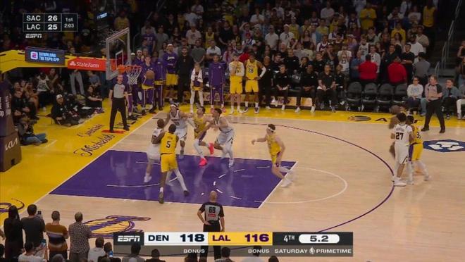 里夫斯加时赛32+6+7助湖人逆转掘金 湖人拟5年2.